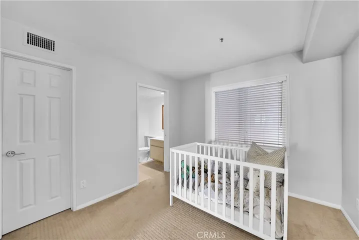 Secondary bedroom
