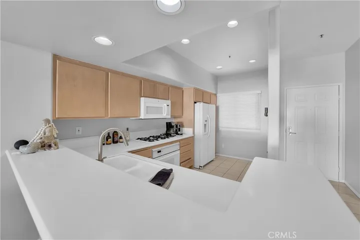 Light and airy kitchen