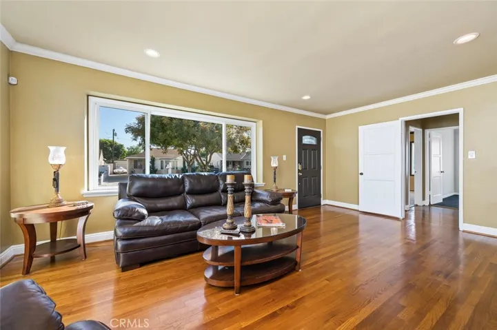 2923 Allred Street, Lakewood, California 90712