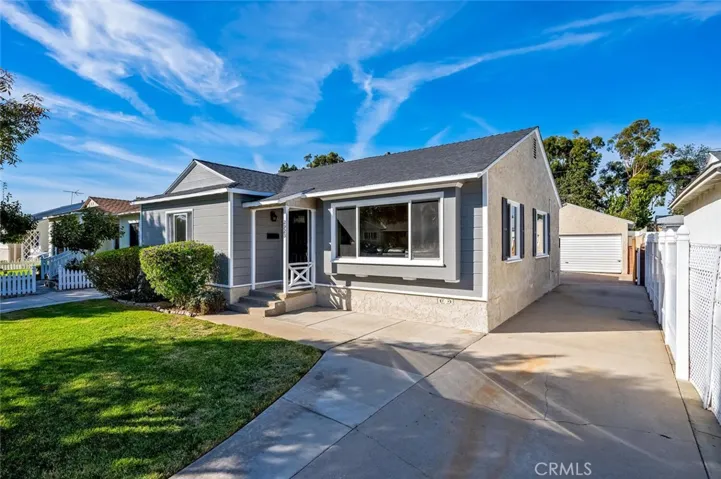 2923 Allred Street, Lakewood, California 90712
