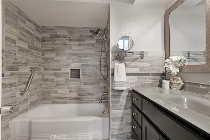 12035 Beverly Boulevard 1d, Whittier, California 90601