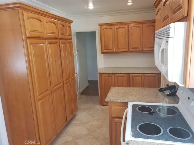 2862 Daneland Street, Lakewood, California 90712