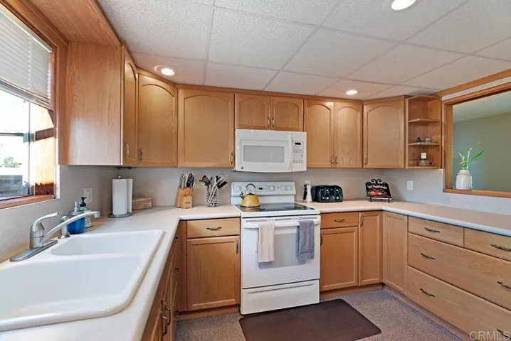 18218 Paradise Mountain Rd Spc 72, Valley Center, California 92082