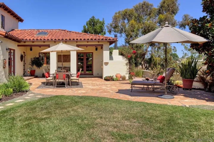 8391 Prestwick Dr., La Jolla, California 92037
