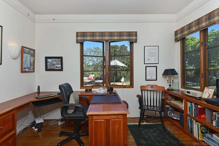 8391 Prestwick Dr., La Jolla, California 92037