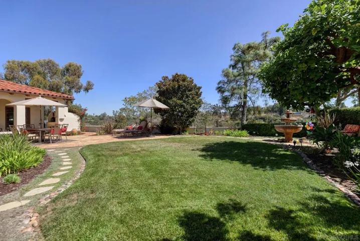 8391 Prestwick Dr., La Jolla, California 92037