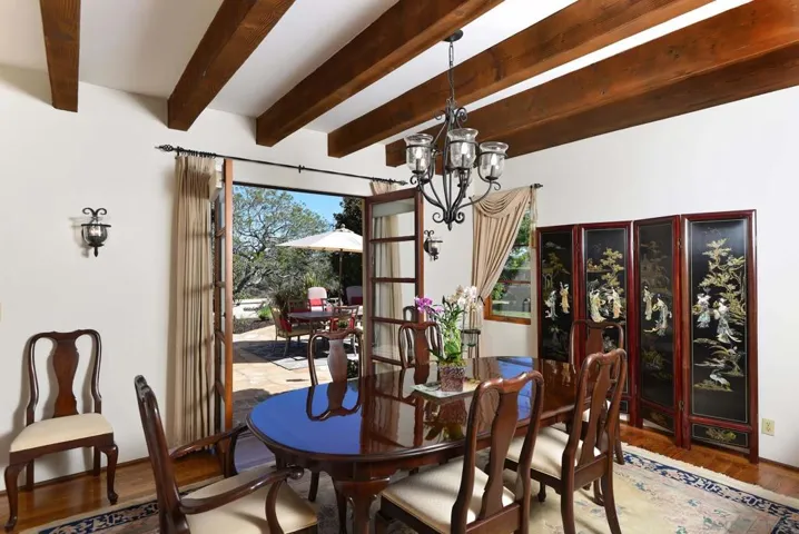 8391 Prestwick Dr., La Jolla, California 92037