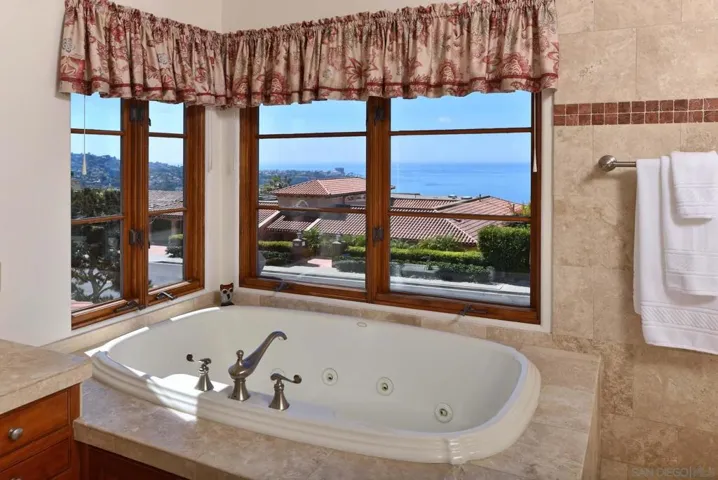 8391 Prestwick Dr., La Jolla, California 92037