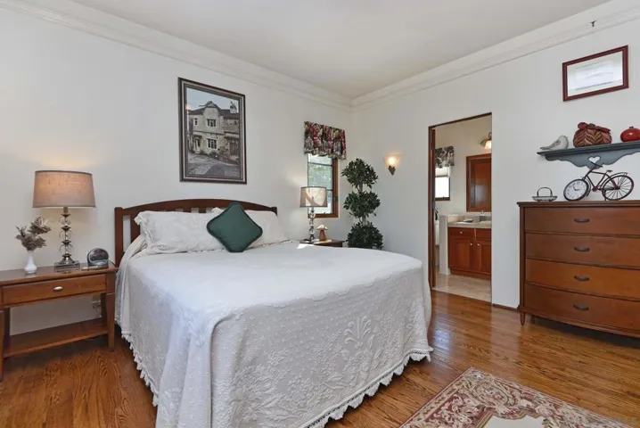 8391 Prestwick Dr., La Jolla, California 92037