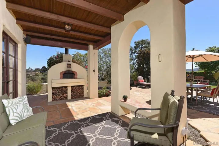 8391 Prestwick Dr., La Jolla, California 92037