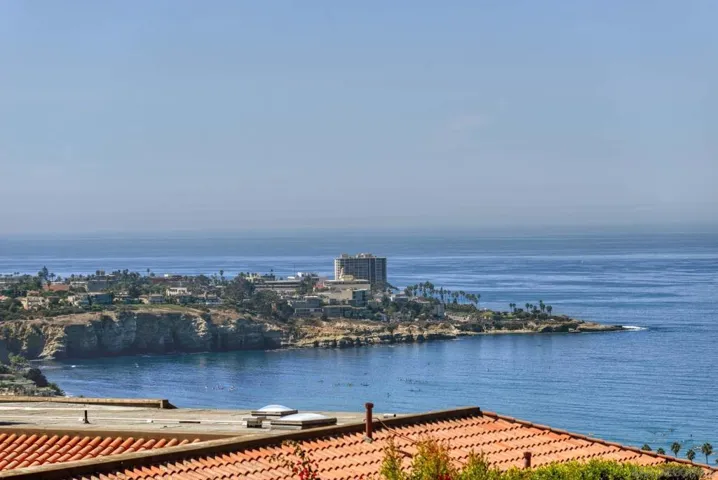 8391 Prestwick Dr., La Jolla, California 92037