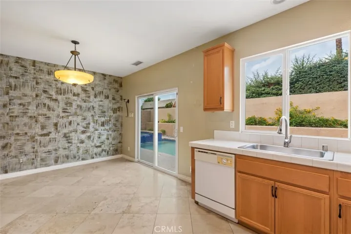 104 Shoreline Drive, Rancho Mirage, California 92270