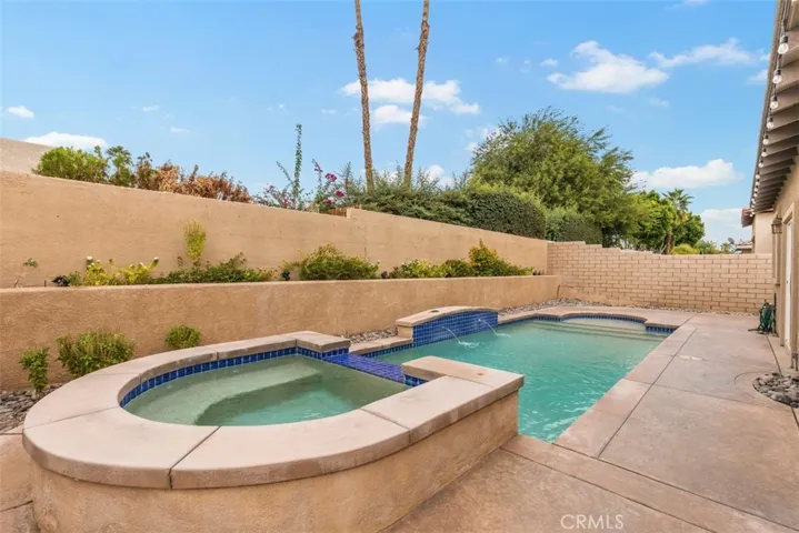 104 Shoreline Drive, Rancho Mirage, California 92270