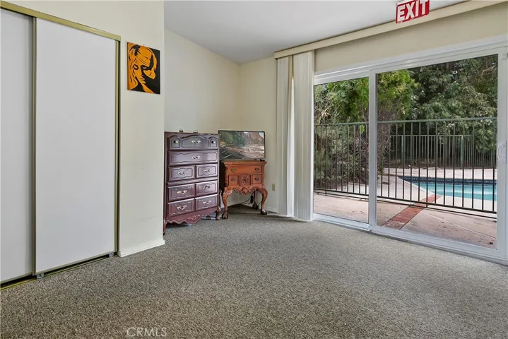 22361 Mulholland Drive, Woodland Hills, California 91364