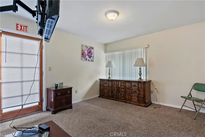 22361 Mulholland Drive, Woodland Hills, California 91364