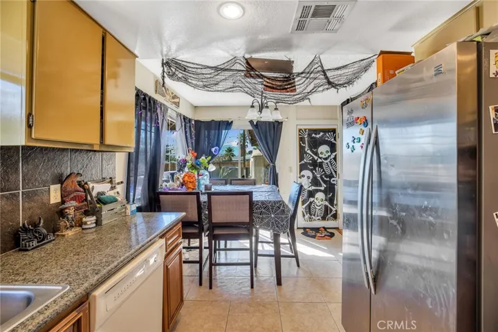 38912 163rd St E, Palmdale, California 93591