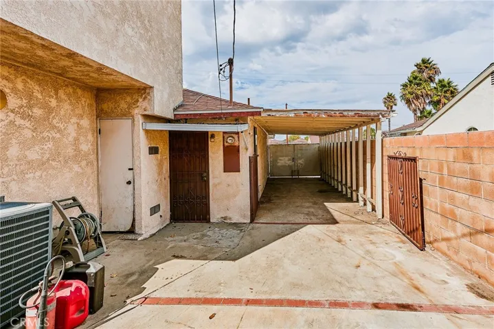 1112 W 210th Street, Torrance, California 90502