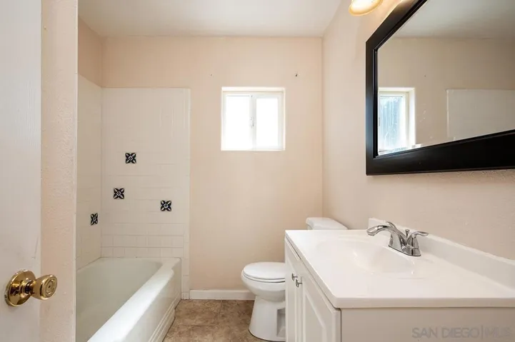 439 Palm Ave, National City, California 91950