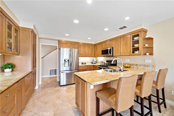Convenient Breakfast Bar!