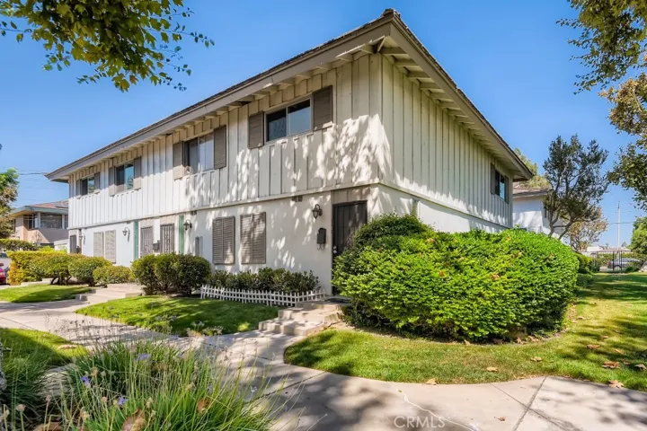 14802 Newport Avenue 24d, Tustin, California 92780