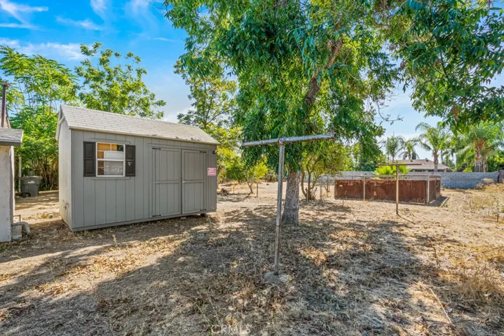 222 E Maple Street, Ontario, California 91761