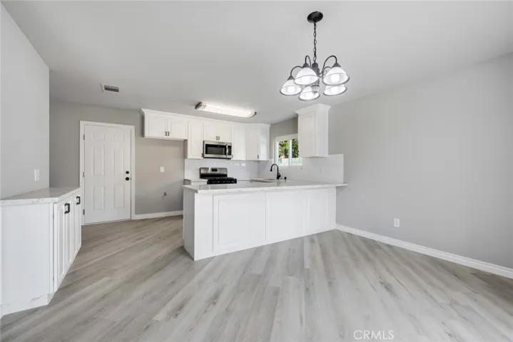 33640 Whispering Palms, Cathedral City, California 92234