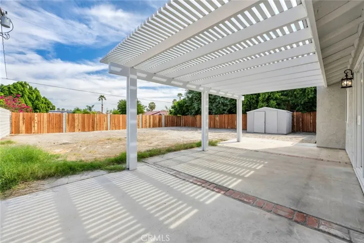 33640 Whispering Palms, Cathedral City, California 92234