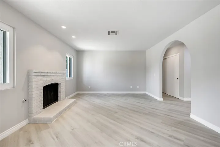 33640 Whispering Palms, Cathedral City, California 92234