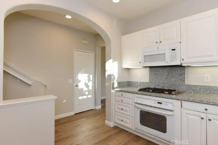 14 Alevera Street, Irvine, California 92618