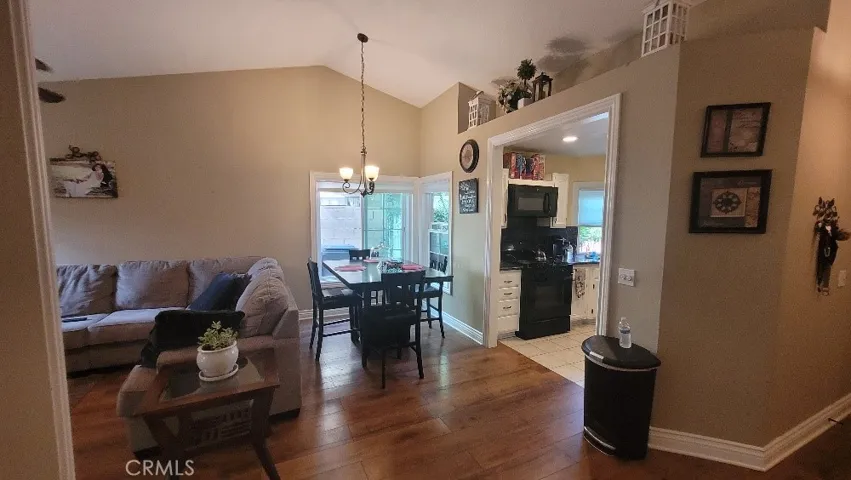 Kitchen & Dining Room