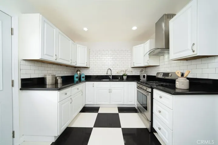 13216 Flallon Avenue, Norwalk, California 90650