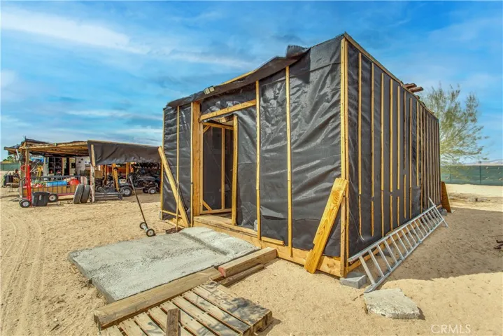 3032 Morongo Road, 29 Palms, California 92277