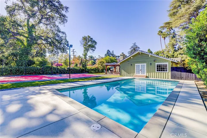 23384 Ostronic Drive, Woodland Hills, California 91367