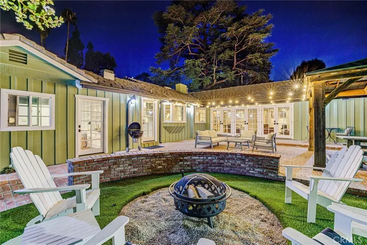 23384 Ostronic Drive, Woodland Hills, California 91367