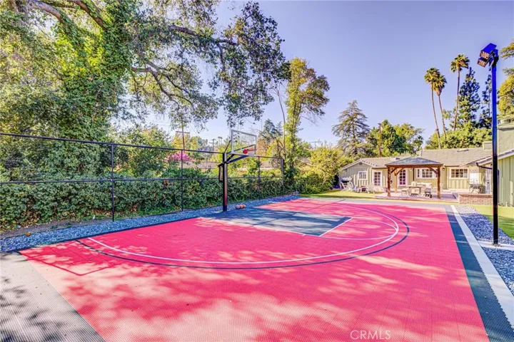 23384 Ostronic Drive, Woodland Hills, California 91367