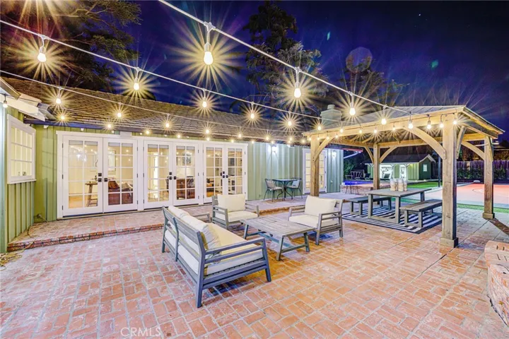 23384 Ostronic Drive, Woodland Hills, California 91367