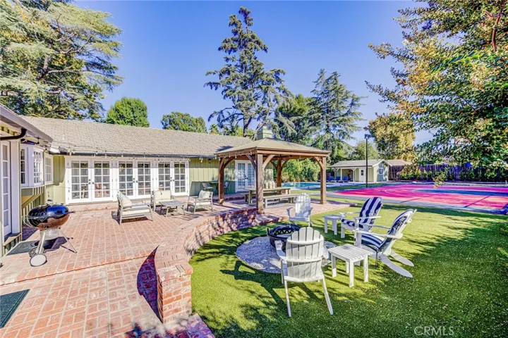 23384 Ostronic Drive, Woodland Hills, California 91367