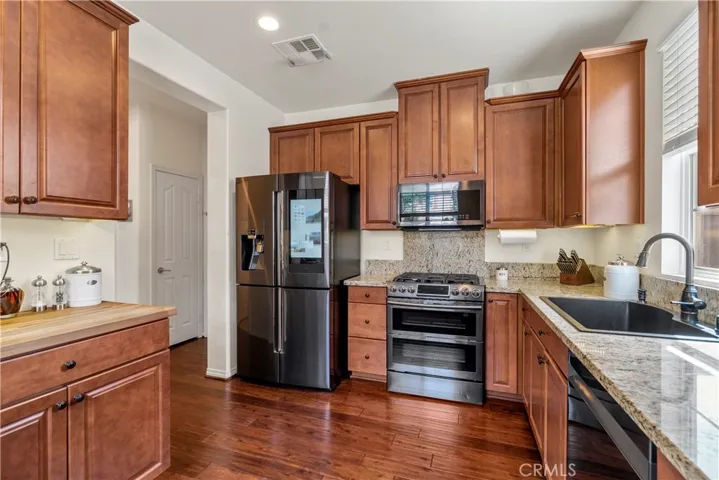 28426 Camino Del Arte Drive, Valencia, California 91354