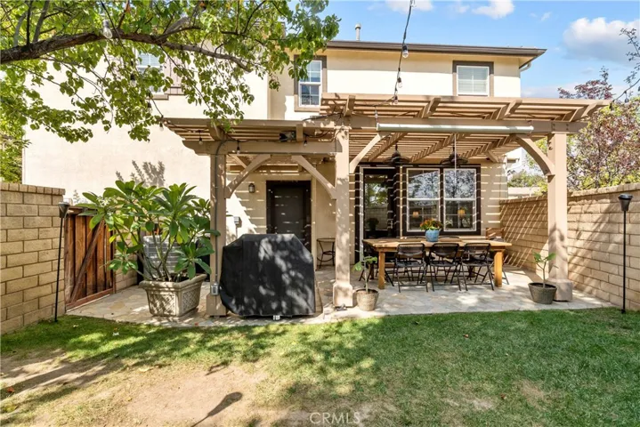28426 Camino Del Arte Drive, Valencia, California 91354