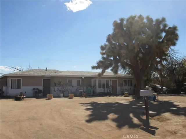 21111 South Road, Apple Valley, California 92307