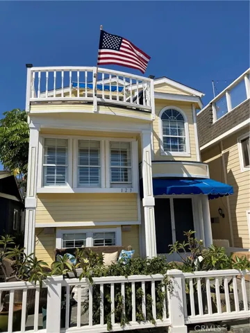 123 30th Street, Newport Beach, California 92663
