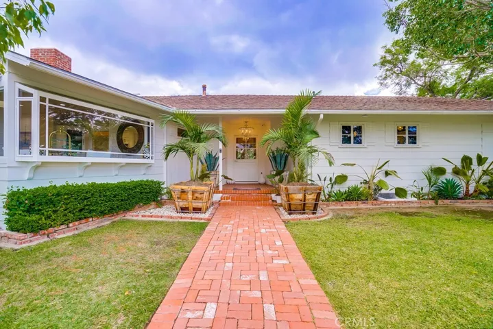 8332 Enramada Avenue, Whittier, California 90605