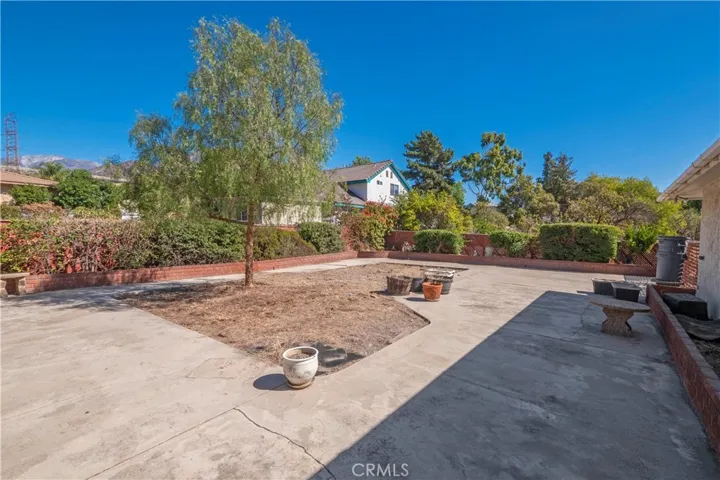 2468 Burt Street, Upland, California 91784