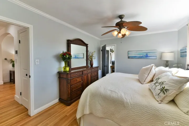 9404 Rubio Avenue, North Hills, California 91343