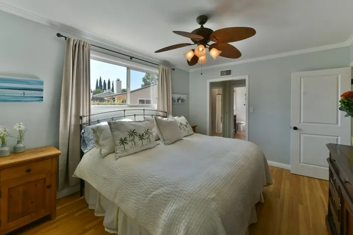 9404 Rubio Avenue, North Hills, California 91343
