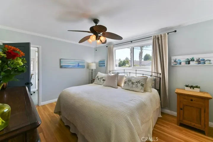 9404 Rubio Avenue, North Hills, California 91343