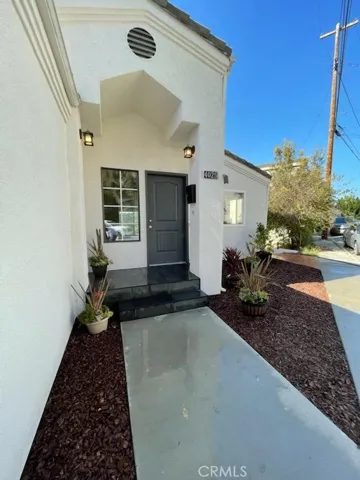 BEAUTIFUL WALKWAY
