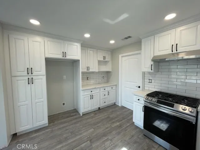 GORGEOUS KITCHEN