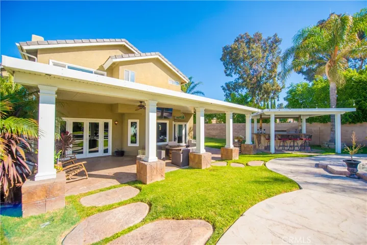 2410 Broken Lance Drive, Norco, California 92860