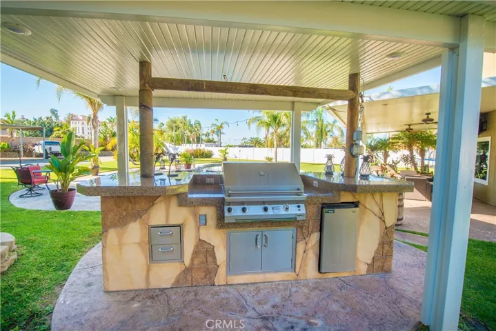 2410 Broken Lance Drive, Norco, California 92860